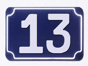 Blaue gepr�gte Hausnummer 13 (Hausnummernzuschnitt)