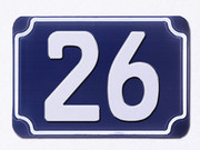 Blaue gepr�gte Hausnummer 26 (Hausnummernzuschnitt)