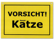 Schild als Postkarte: Vorsicht Kampfkatze 