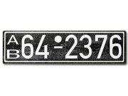 Nachbildung eines historischen Nummernschilds aus dem Deutschland der Nachkriegszeit / der Besatzungszeit 1948 bis 1956. ...... Deutsches Nummernschild aus Nachkriegszeit 1948 - 56