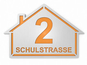 Edelstahlhausnummer in Form eines Hauses mit Nummer und Stra&szlig;enname 