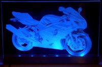 gelaserte Acrylschilder mit LED-Beleuchtung
