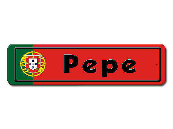 Namensschild mit portugiesischer Flagge und Ihrem Wunschtext