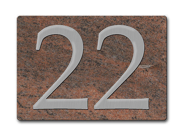 Edelstahlhausnummer auf Granitplatte Multicolor 2-stellig