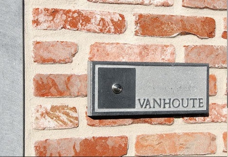 Klingelschild mit Namen aus Naturstein 100 x 250 mm