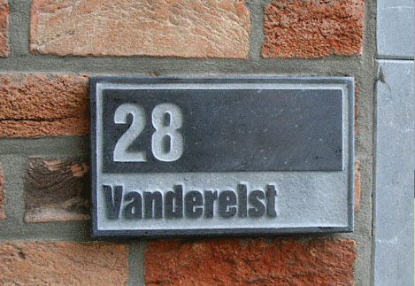 Blaustein Hausschild mit Text 150 x 250 mm