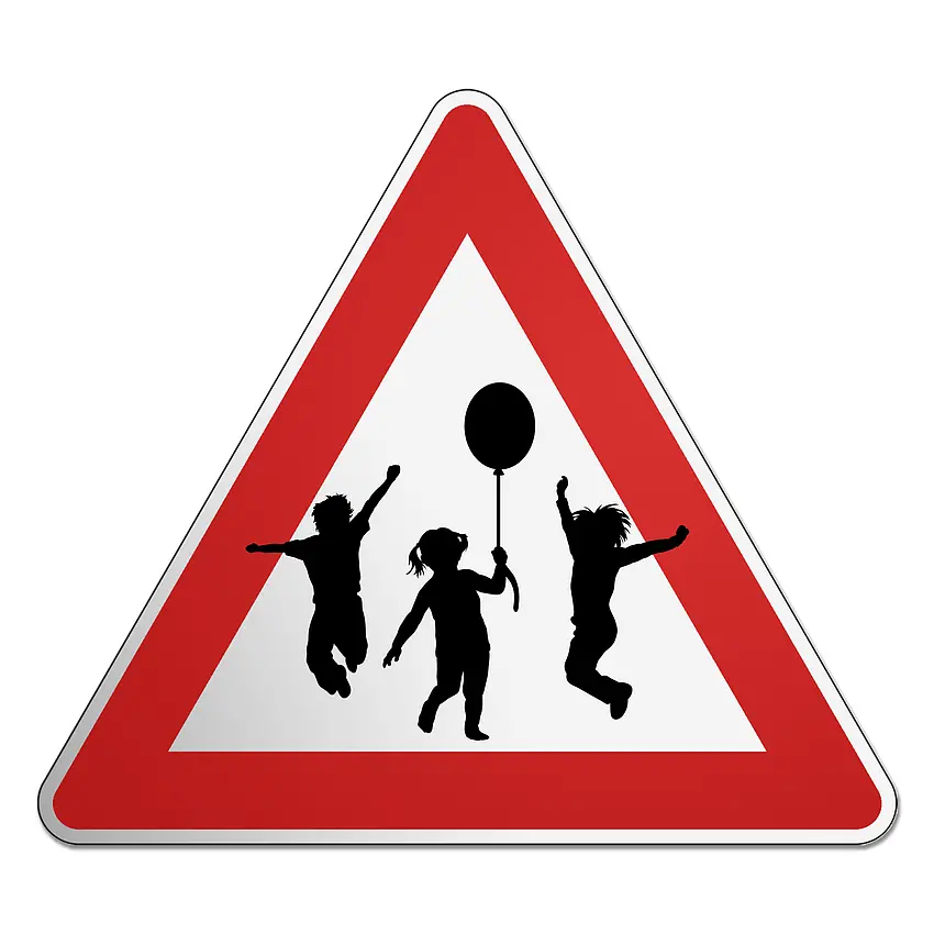 Dreieckiges Verkehrsschild mit Motiv spielende Kinder 1