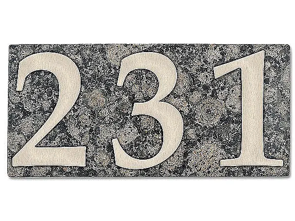 Hausnummer Edelstahl auf Granit