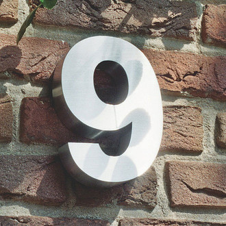 Hausnummer 9