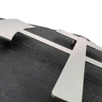 Edelstahlhausnummer auf Schiefer 300 x 400 mm | Schlägel & Eisen