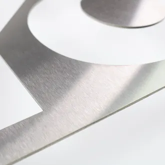 Hausnummer aus Edelstahl - Design Triangle 