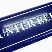 Emaille Türschild mit Ihrem Wunschtext 21 x 7,5 cm  | blau/weiß