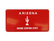 US Nummernschild mit Wunschtext - Arizona Bei diesem Schild handelt es sich um ein bekanntes und beliebtes US- Nummernschild, das vom Design her an ein Kennzeichen aus Arizona angelehnt ist. ... Arizona - Plate mit Wunschtext Folienschrift